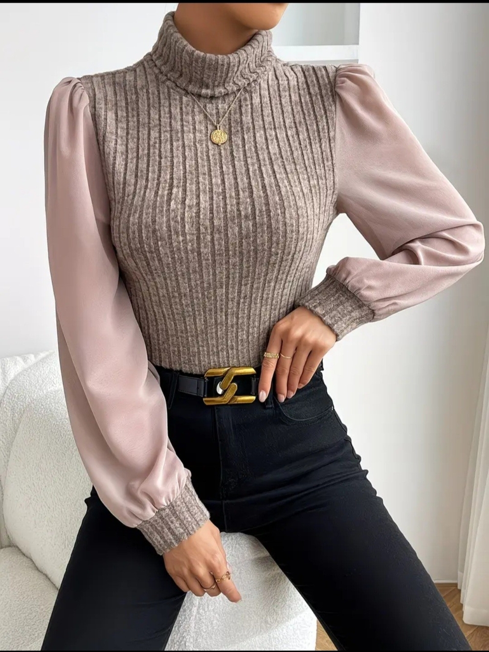 🩷 NWOT Ribbed TurtlenecK Top with Blush Puff Sleeves